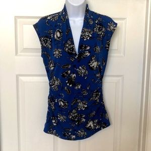 Navy and Black Floral Vince Camuto Top Size M